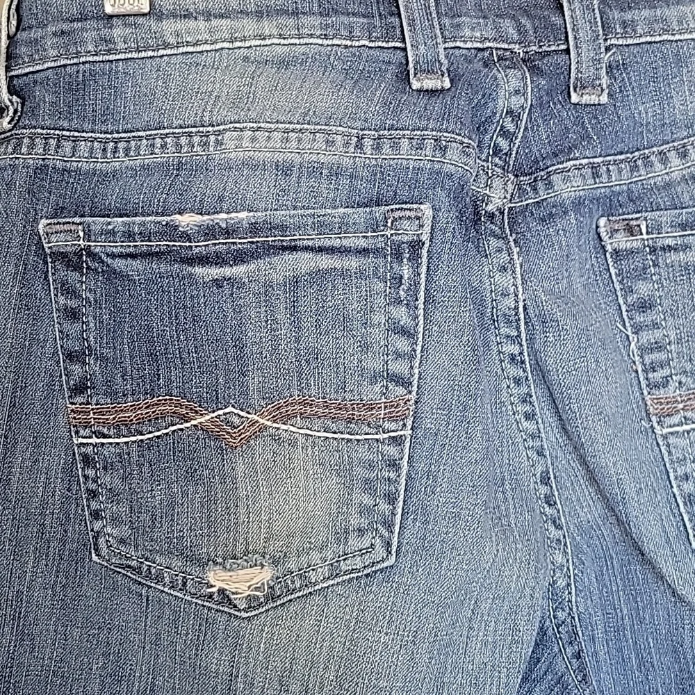 Lucky Brand Logan Classic Rider Crop Jeans 6/28 Y2K Light Wash Mid Rise Capri